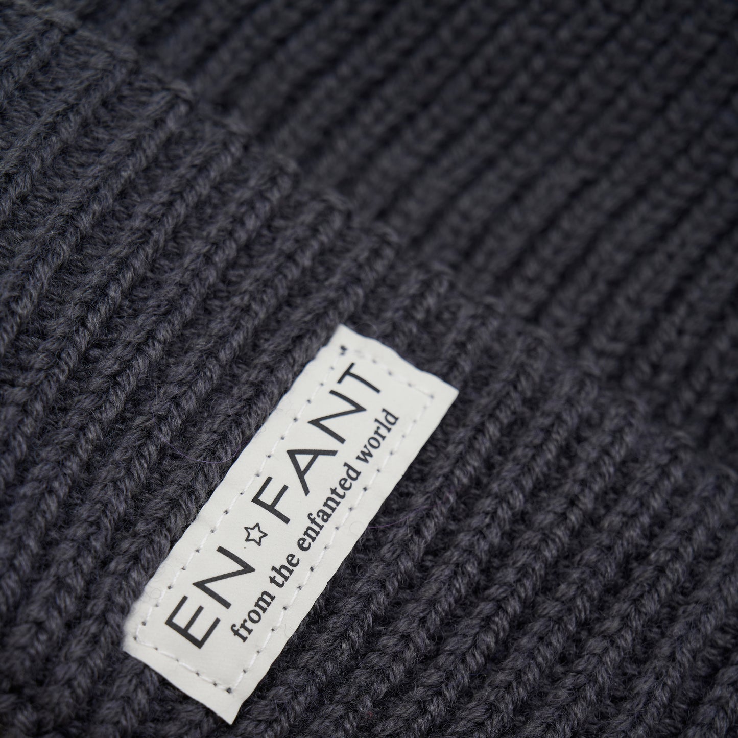 PRE ORDER WEEK 35 - En Fant - Beanie Ebony