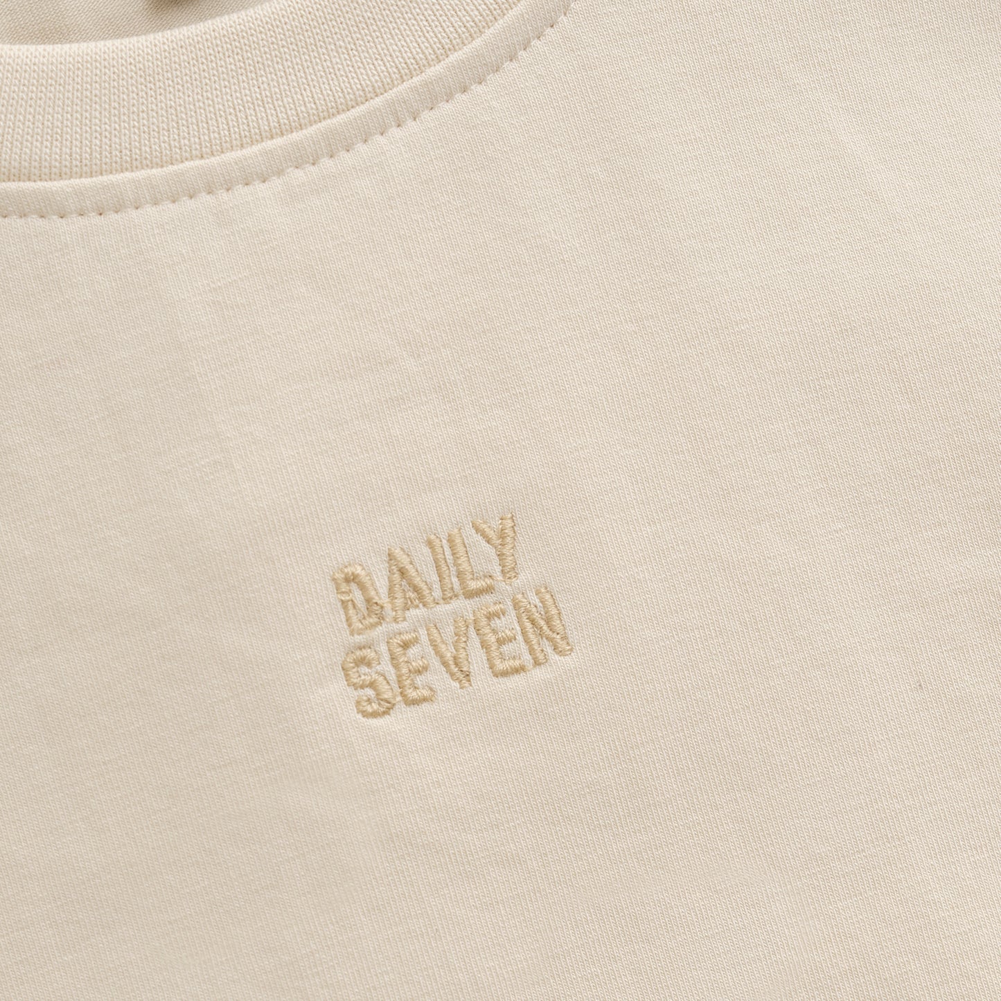 Daily 7 - T-shirt