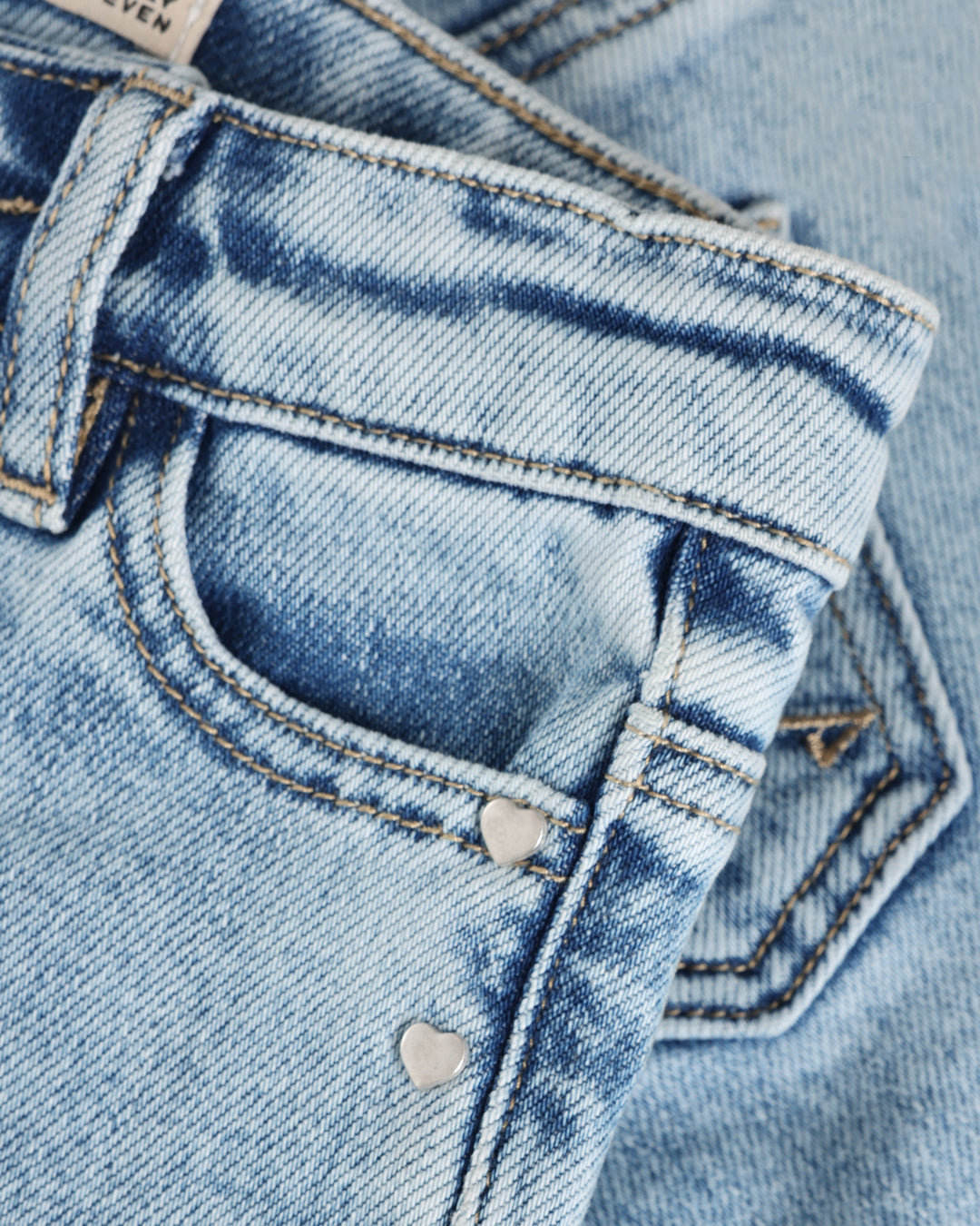 Daily 7 - Wide fit denim