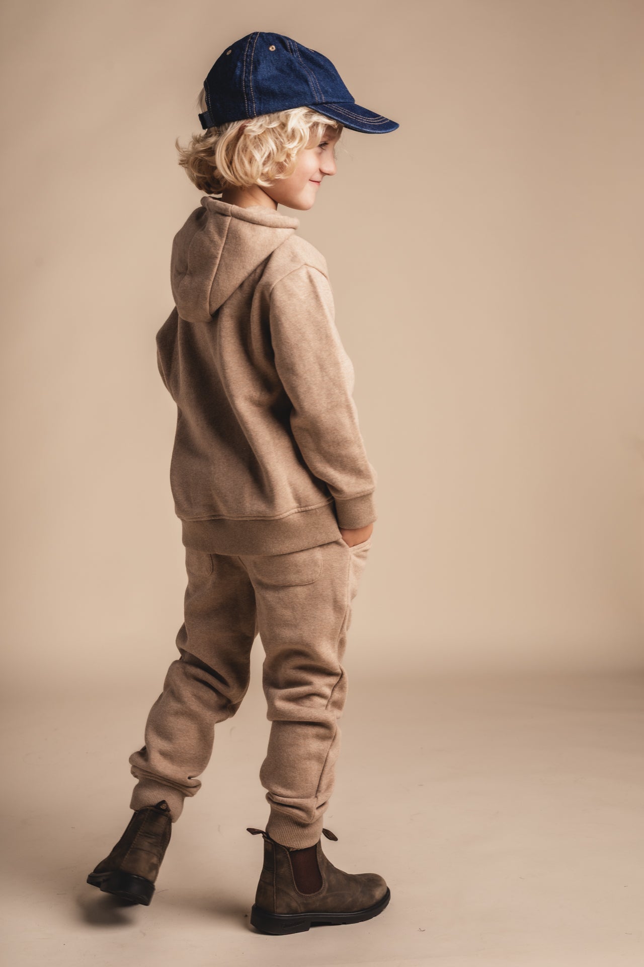Baje Studio - Moose taupe hoodie