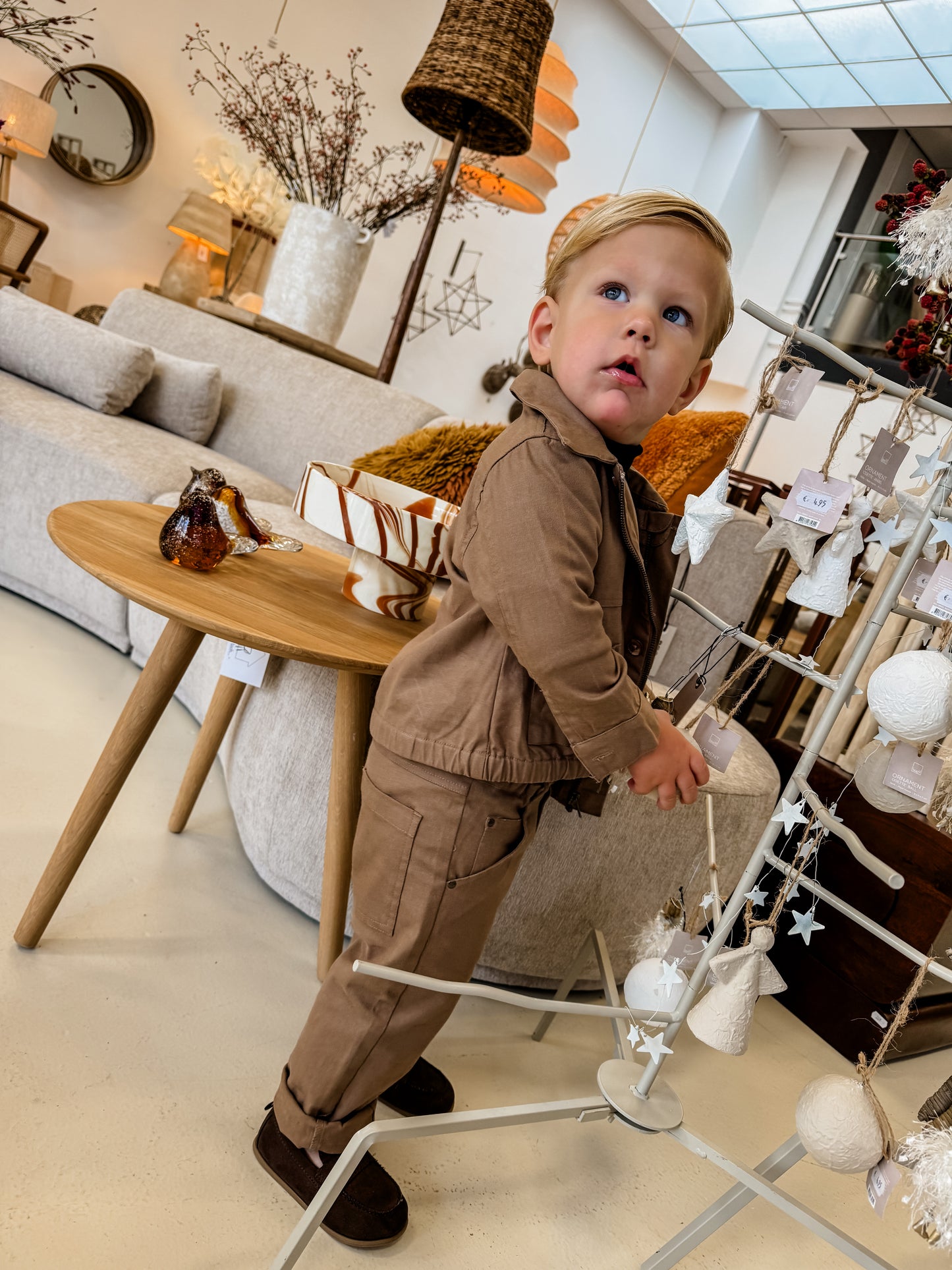 Baje Studio - Aubin brown