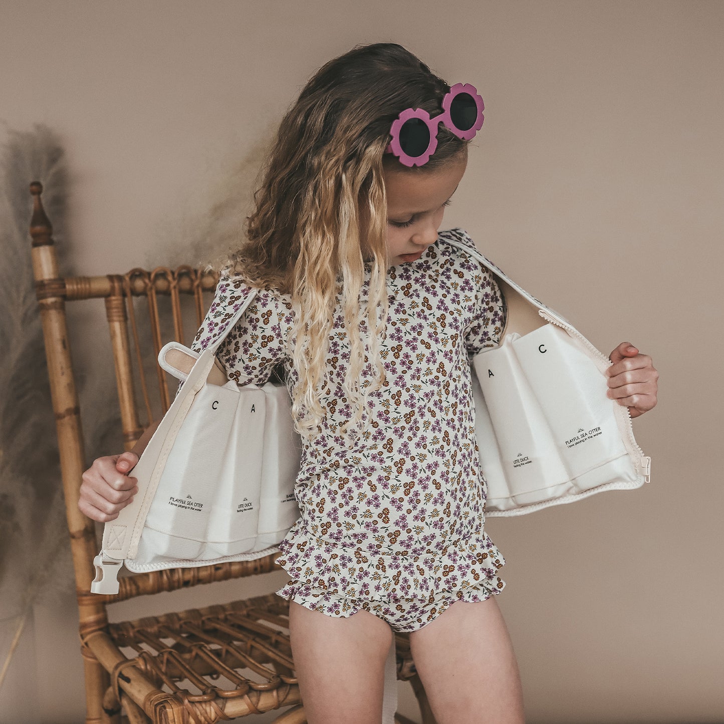 Salted Stories - Sparkly flower floating vest