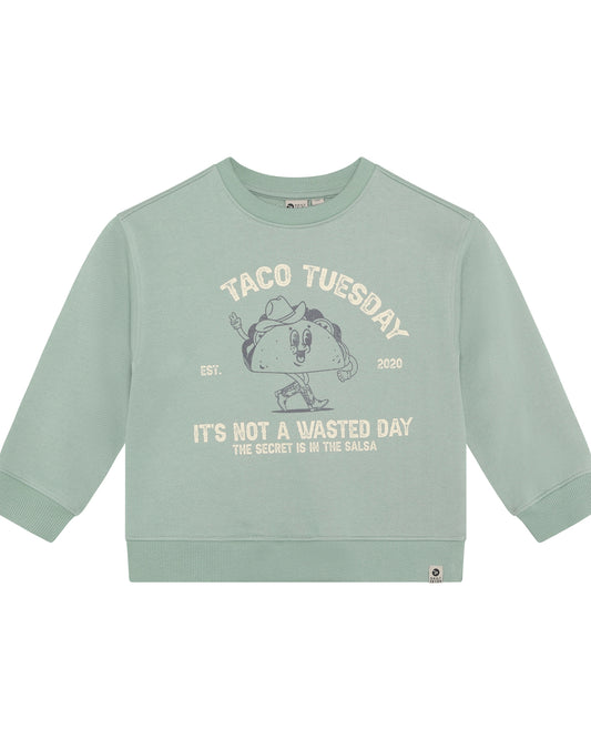 Daily 7 - Oversized sweater