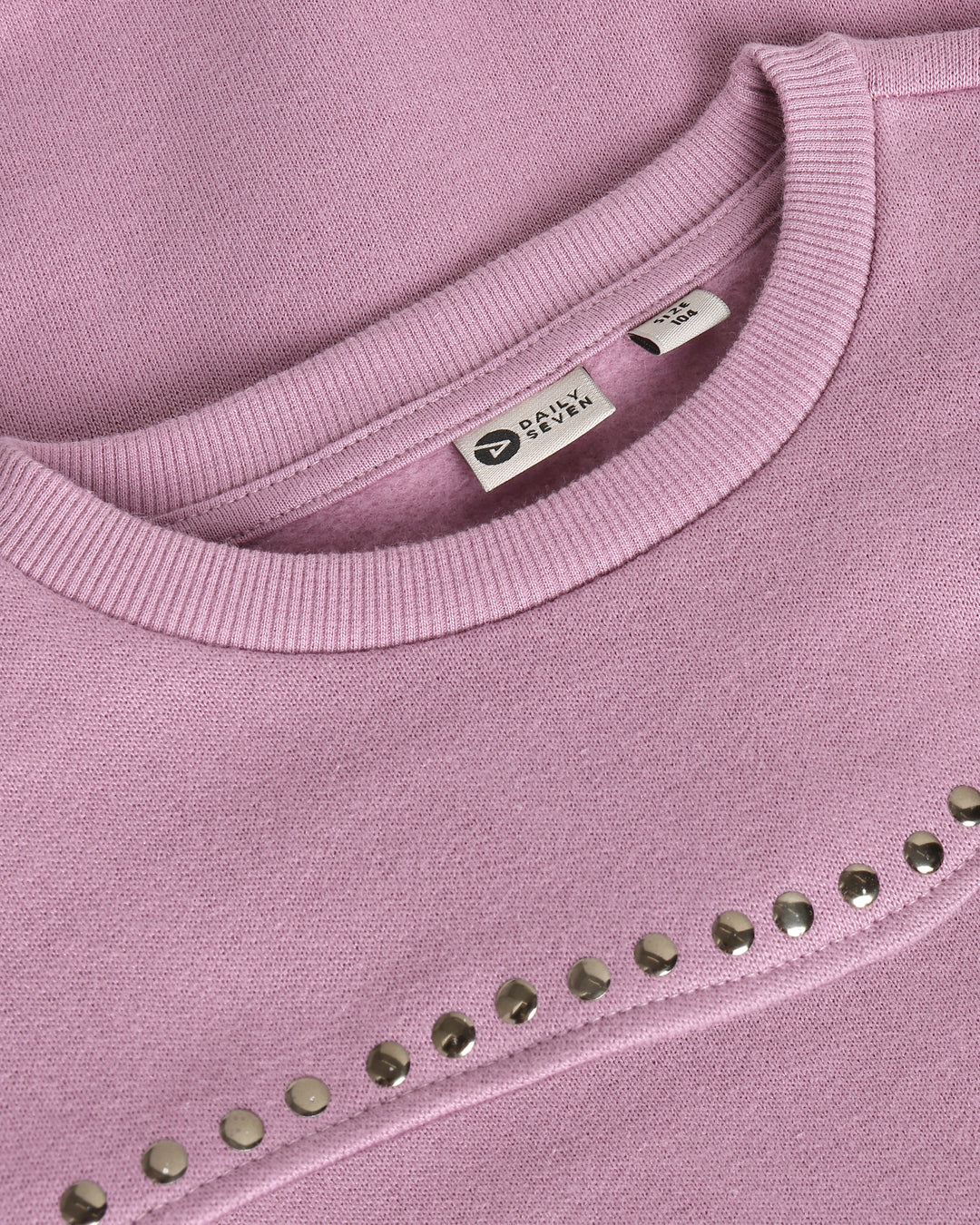 Daily 7 - Sweater 930521