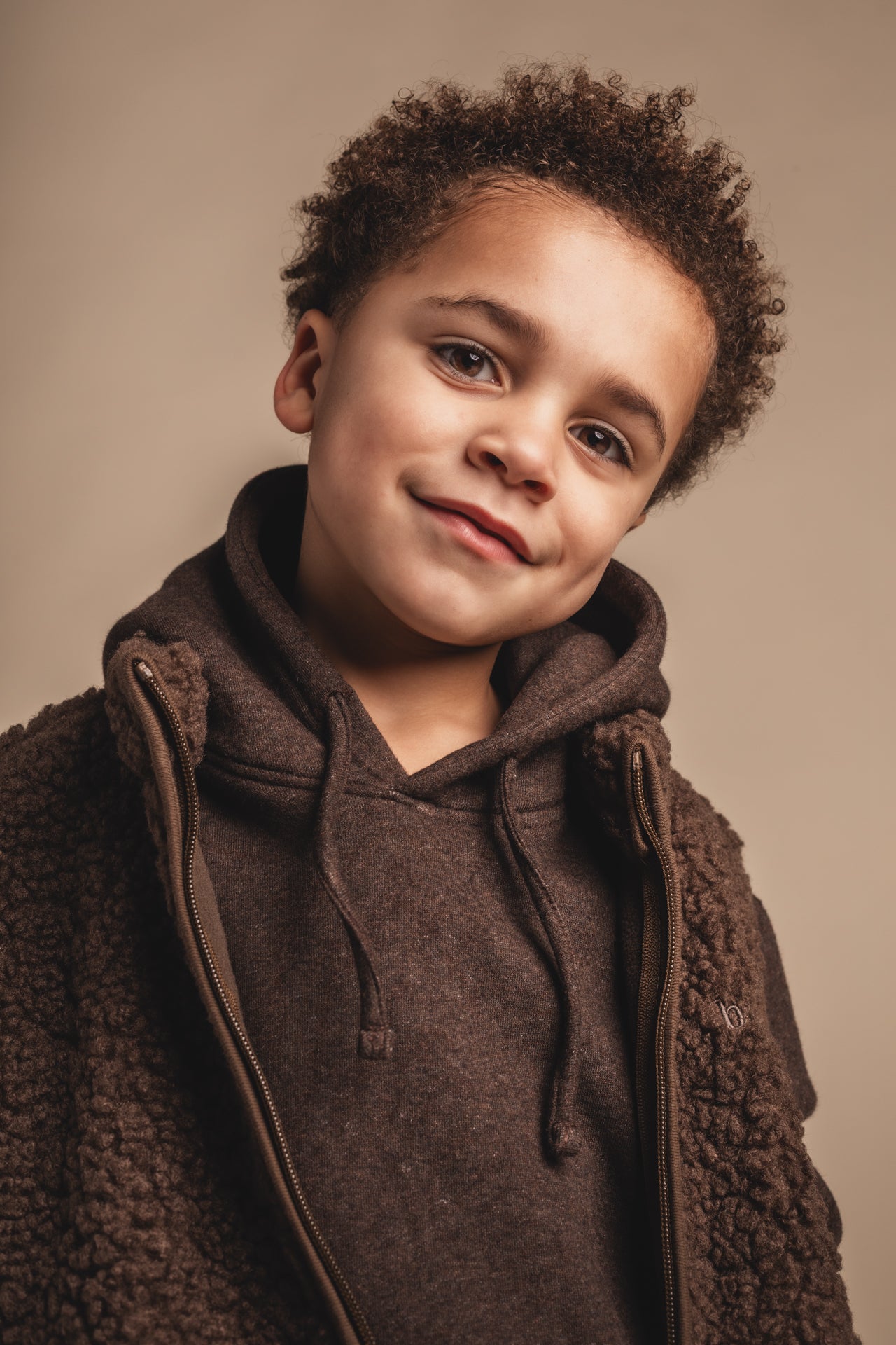 Baje Studio - Moose brown choco hoodie