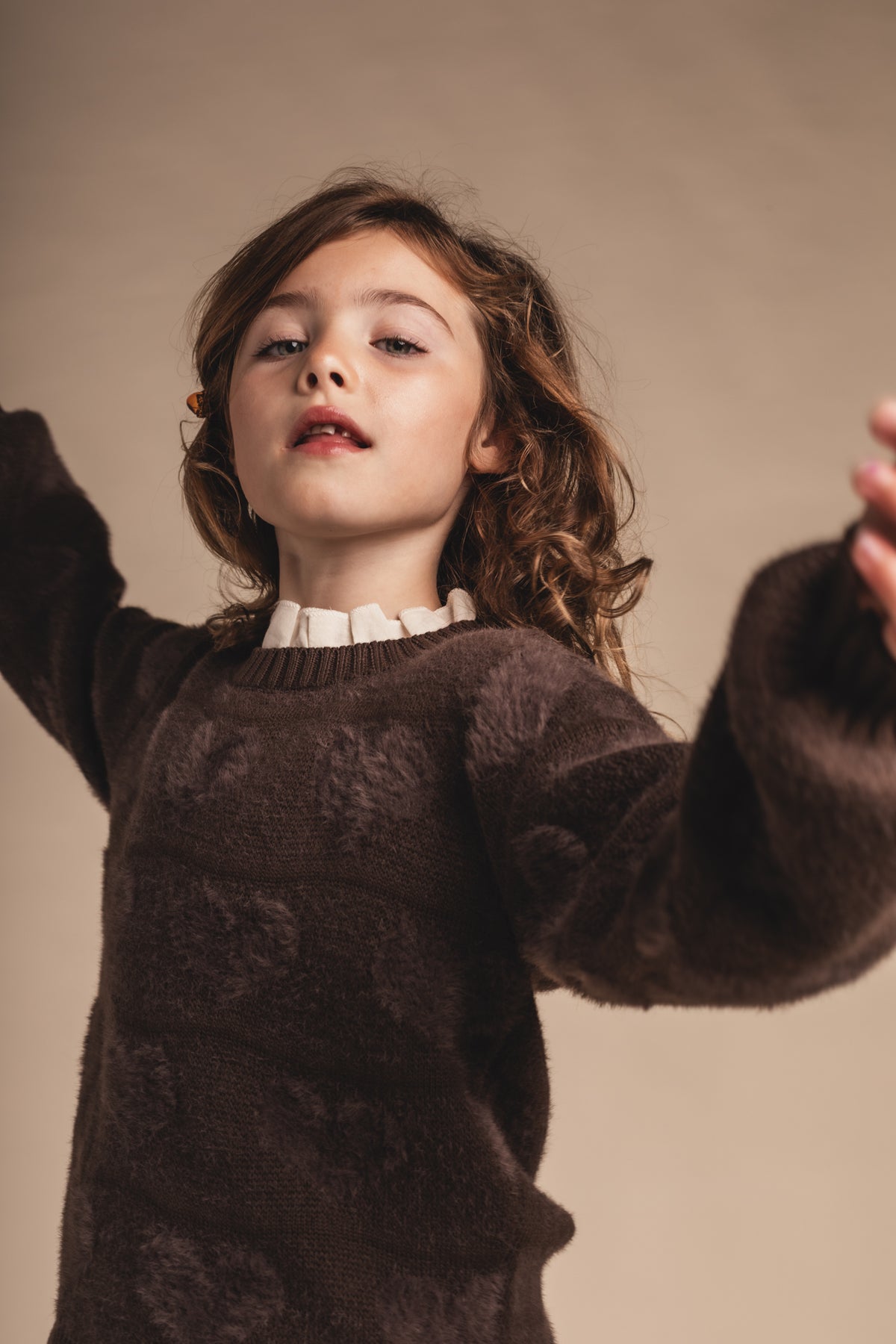 Baje Studio - Soho brown dark trui