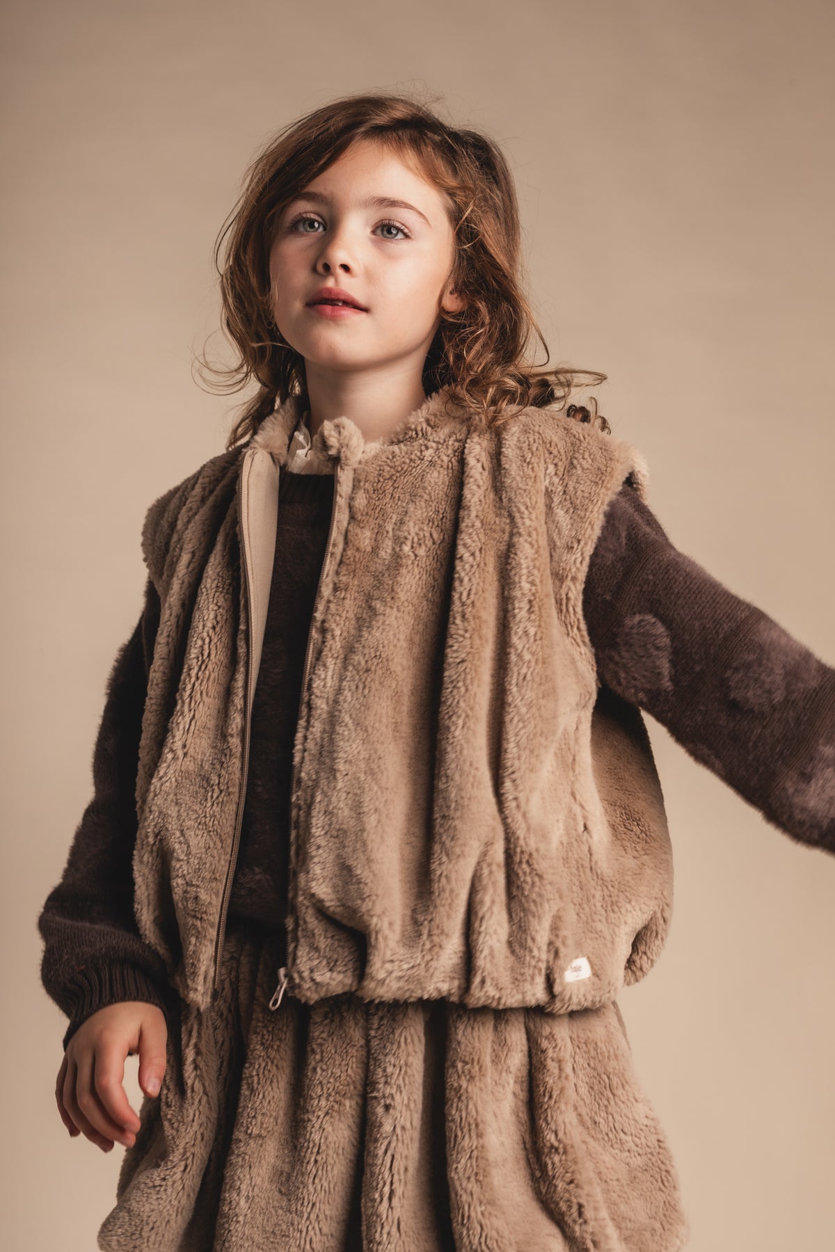 Baje Studio -  Loue beige gilet