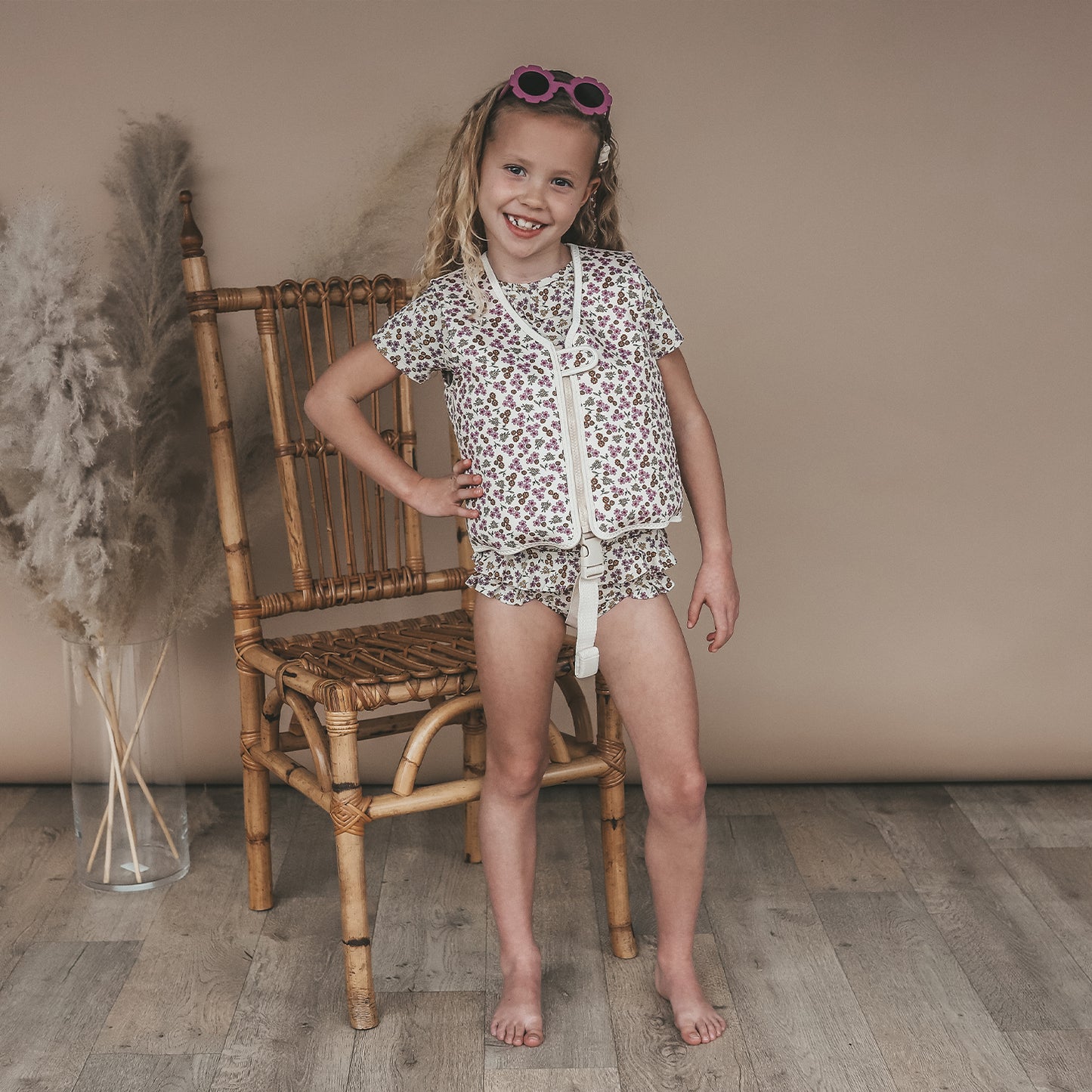 Salted Stories - Sparkly flower floating vest