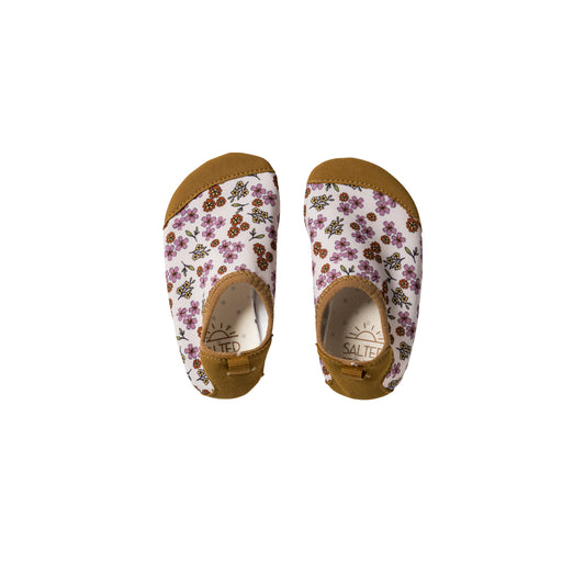 Salted Stories - Sparkly flower watershoes