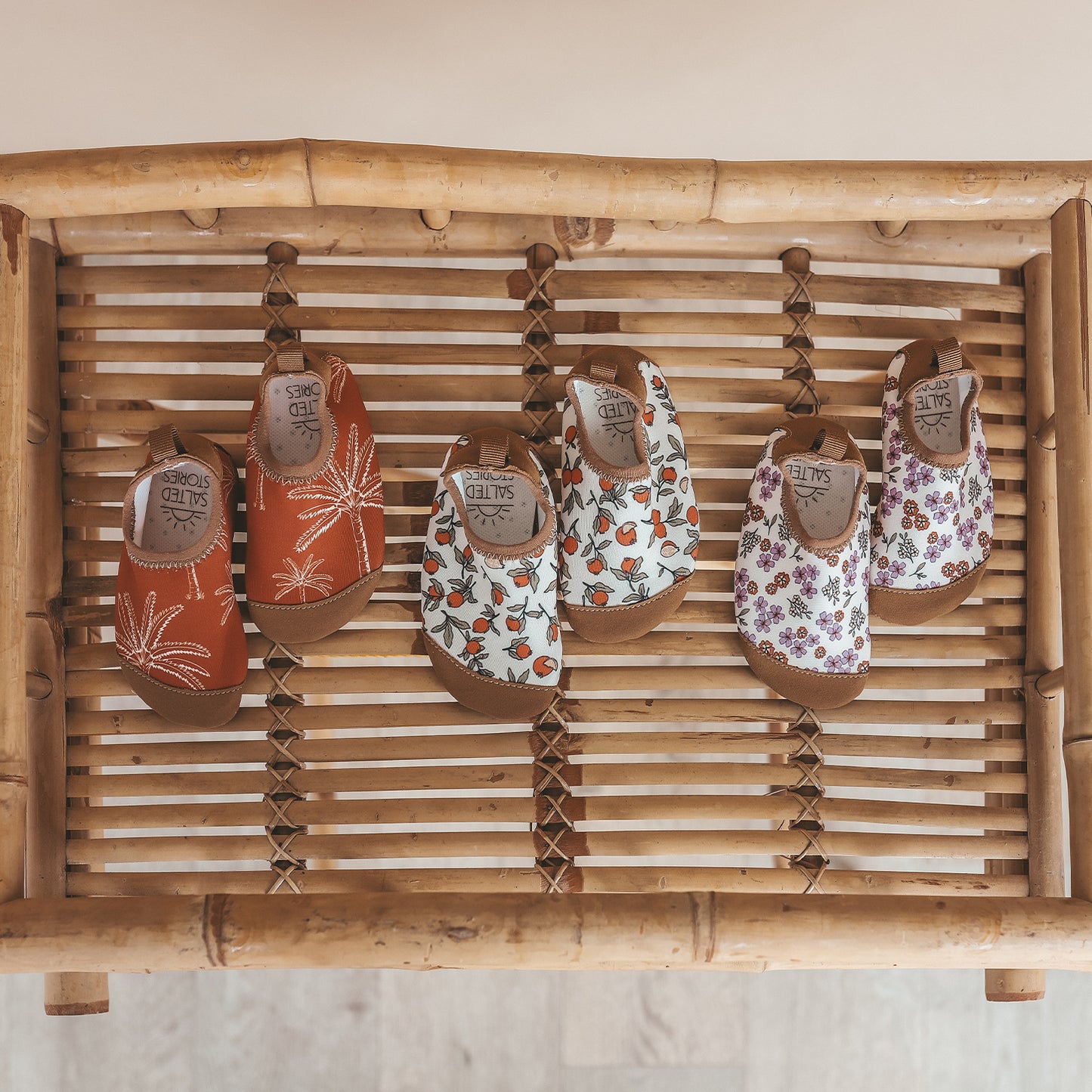 Salted Stories - Pommegrenata watershoes